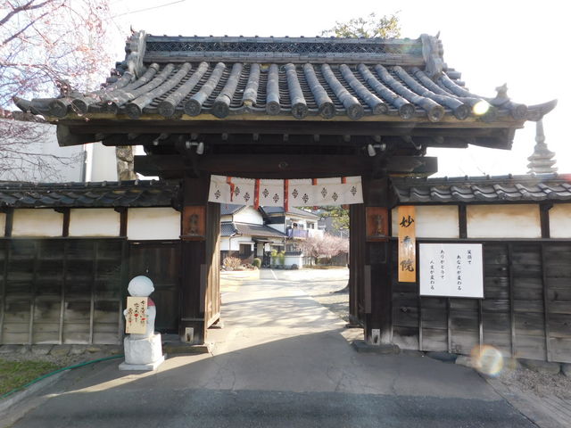 �R��_����@