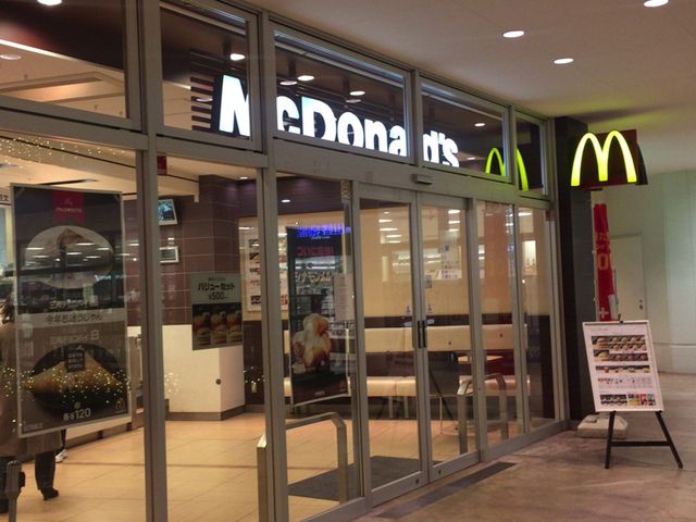 ܂Ȃ̃}Nhih@܃v[U̓eʐ^1