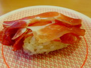 ǂ̂ώi É͓X̓eʐ^1