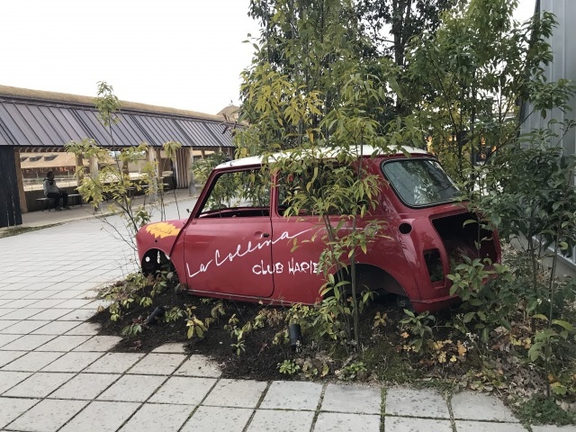 �I�u�W�F�̉�ꂽ��_���˂� �ߍ]�����X