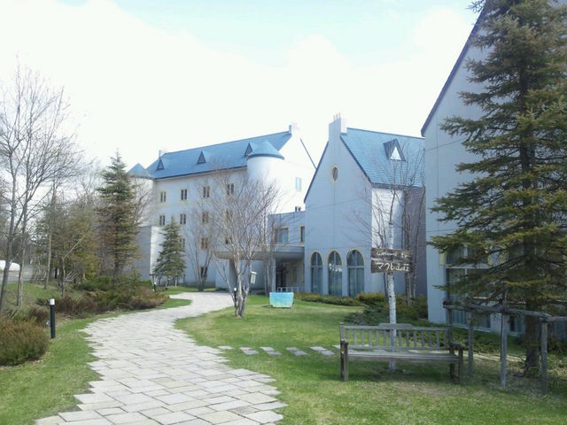 �}�E���R��_�ې��z����}�E���R���|�b�P�̓�