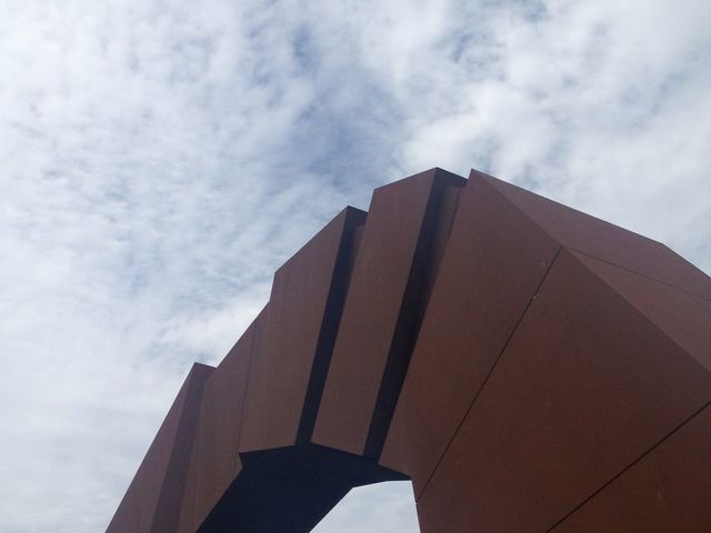 �Ƃ��Ă��傫��_�[���z��