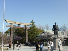 �}���[����̖L���_�Ђւ̓��e�ʐ^1