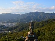 �Ђ낳��̔��R�E���_�R�E��ΎR�̓��e�ʐ^1