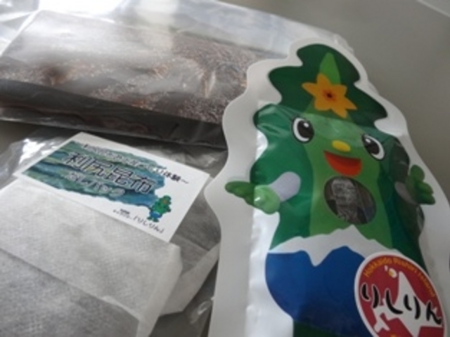 u-min̗KzyYÂ̌̓eʐ^1