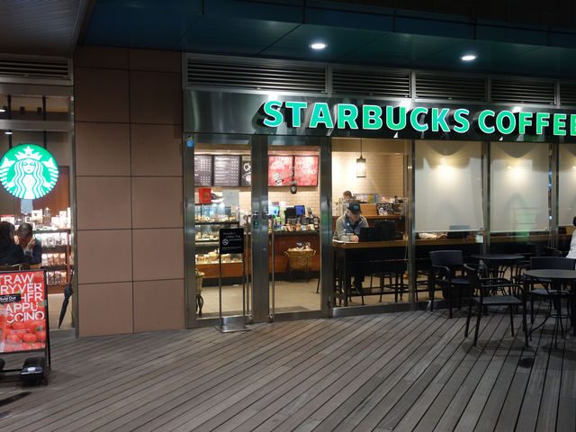 ̓ɂ͉O̐Ȃ܂B_X^[obNXER[q[ тVcX