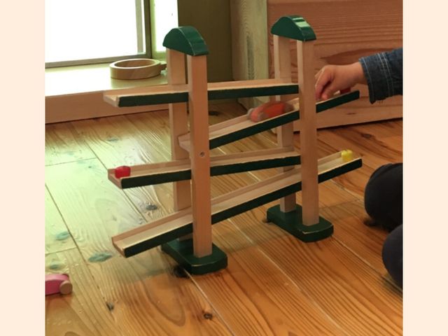 �؂̃v�[���₨��������������񂠂�܂�_�����Ƃ҂��H��