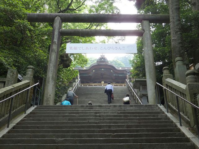 �����䗅�{