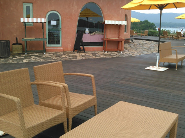 ���X�g�����O�̃e���X_�u���n���C��