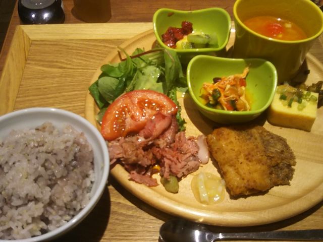 �͂��˂����݂����chawan �`������ ���X�J���˓X�̓��e�ʐ^2
