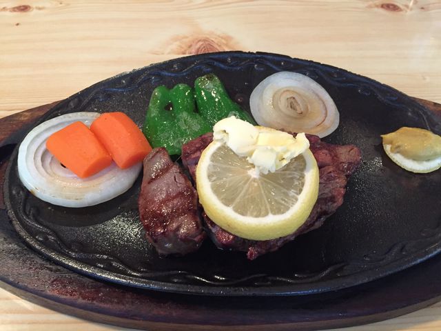 ƂƂƂ炨̃Xe[L̓eʐ^1