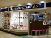 kelly̕sƃXgEcۋ`X̓eʐ^1