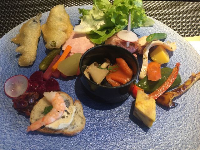 �N���X�z�e���D�y