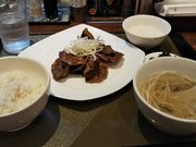 YG̈ɒB̋{ tekute񂾂X̓eʐ^1