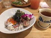 \CẽAne[u nCAf / ObfCYE}T_ AggˎX̓eʐ^1