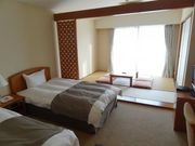 SHIÑze}Egxm̓eʐ^1