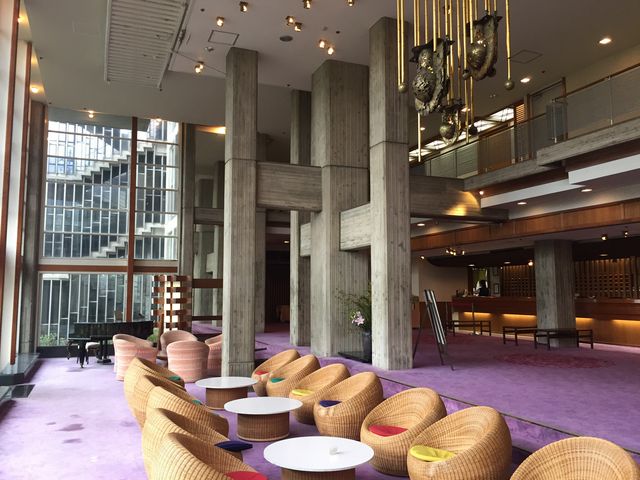 �o�_��Ђ̒������C���[�W�����Ƃ������r�[_������