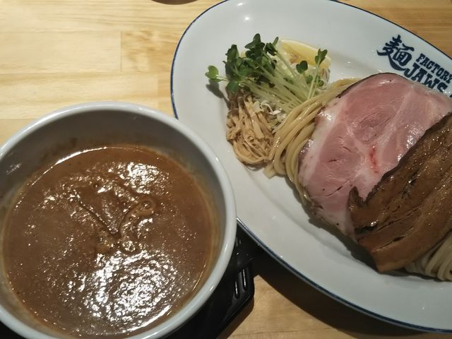 Â̖FACTORY JAWS̓eʐ^1