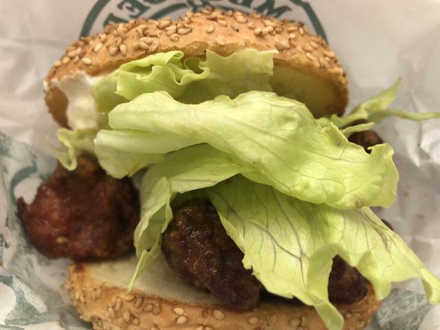 チャイニーズチキンバーガー_ラッキーピエロ 函館駅前店