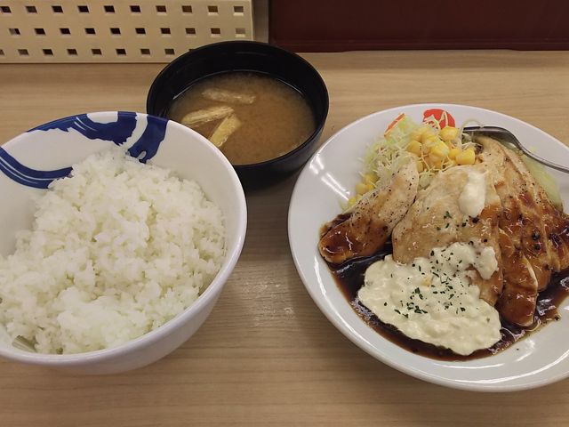 �܂�[�񂳂�̏��� ���{���X�̓��e�ʐ^1