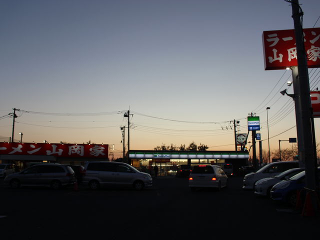 ڂ̑Oɂ̓Rrƃ[X_}Nhih16wX