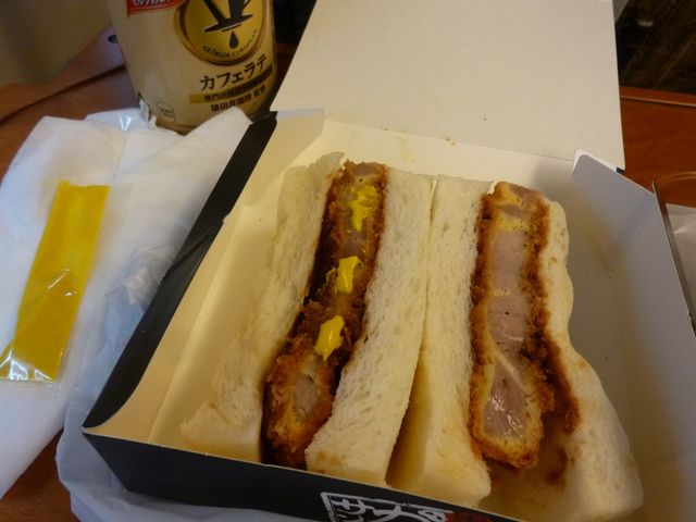 pW[̂@A~vUX̓eʐ^1