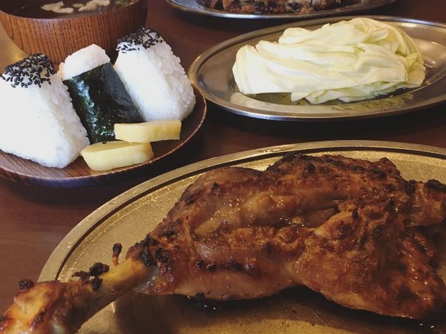 ���ɂ���ƈꏏ�ɐH�ׂ�̂����X�X���I_���t�����X ��� �ۋT�{�X