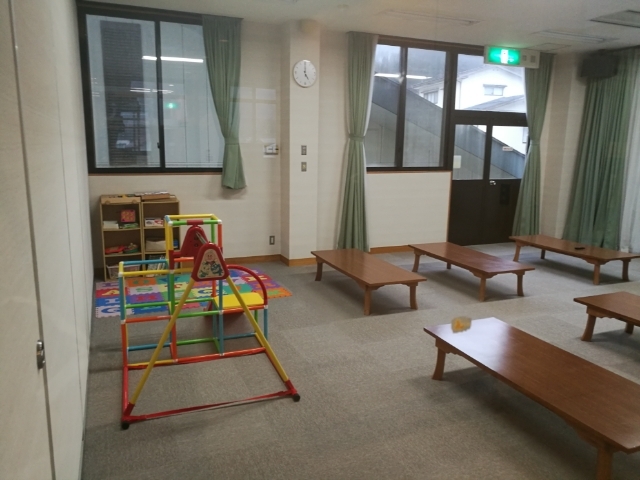 �Q�K�L�b�Y�X�y�[�X�̂���x�e��_�䂣��`���͂���