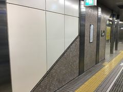 �h�����Ƃ䂤�q����̎l���� �Z�V�]�����w�ւ̓��e�ʐ^1