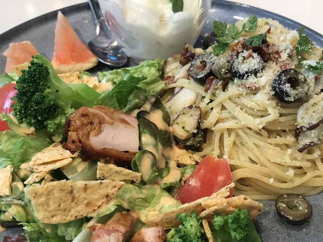 ̂肳WIRED CAFE AgBܔcX̓eʐ^1