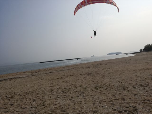 ���l�ւ̒��n���p�C���b�g����̃T�|�[�g������̂ŁA�܂������S�z�Ȃ��B_��Ƃ��p���O���C�_�[�X�N�[��