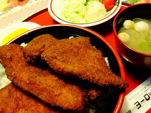 ǁ[̓։ꃈ[bpE{X̓eʐ^1