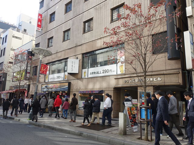 �����ɍs���l�̎p�����������ł�_��c�ؒʂ�