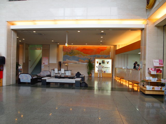 ���r�[_�g���X�^���R