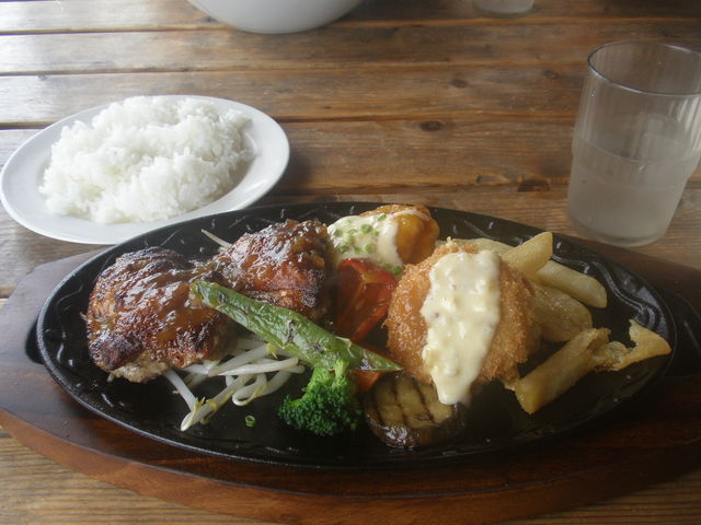 MixS_pukapuka kitchenivJvJLb`j