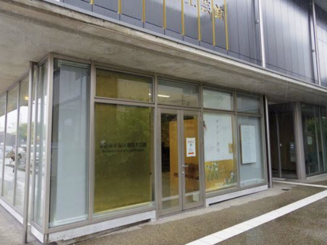 外装もきれいです_金沢市立安江金箔工芸館
