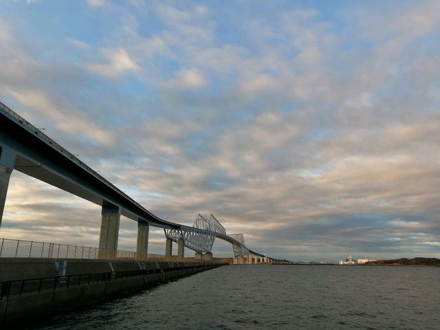 �]�����F�C�l�������猩�铌���Q�[�g�u���b�W_�����Q�[�g�u���b�W