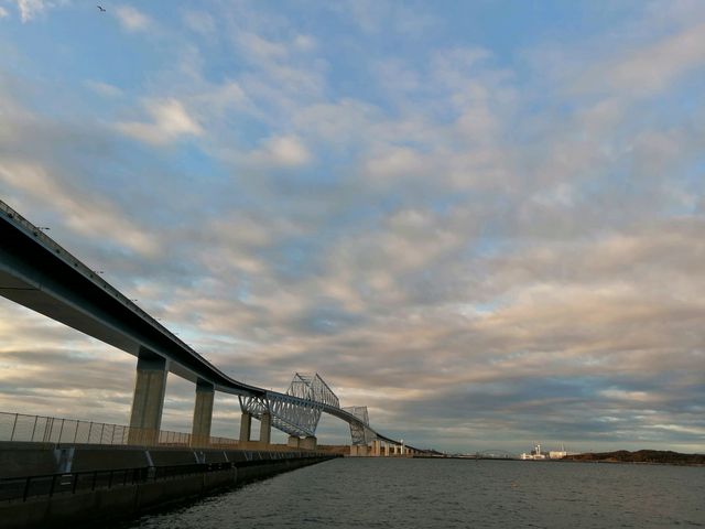 �����̏o��̓����Q�[�g�u���b�W_�����Q�[�g�u���b�W