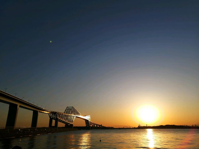 ��̃O���f�[�V����_�����Q�[�g�u���b�W