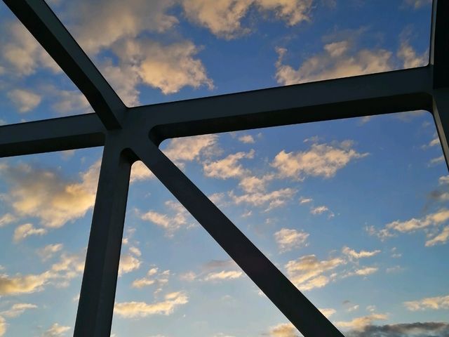 �����Q�[�g�u���b�W���珉���̏o_�����Q�[�g�u���b�W