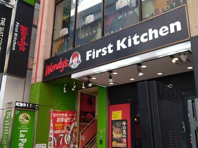 chico̊ir[ƓSLq 3E6E5 cwOX̓eʐ^1