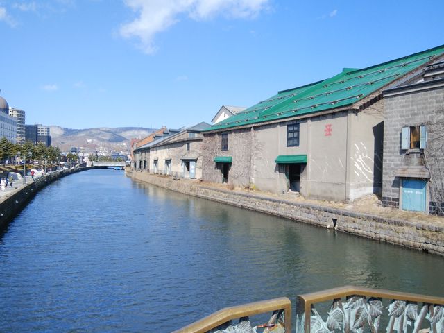 �Ȃ�Ɣ��������i�ł��傤���B_�^�͂ƐΑ��q�ɌQ