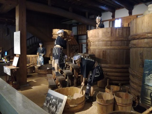 作業現場再現風景_八丁味噌の郷
