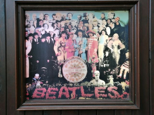 やっぱりビートルズ_ベーカリーカフェ・ペニーレイン