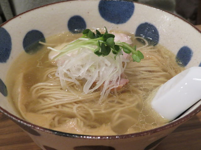 yosshy̖ˉ ɂƂ̓eʐ^5