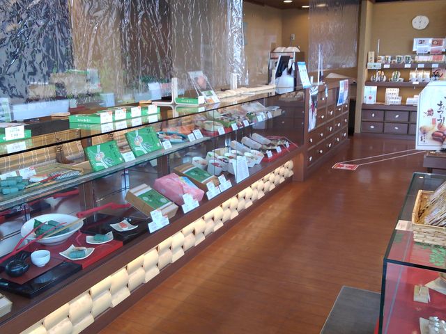 ȁ[̊`̗t}g󗈓X̓eʐ^2