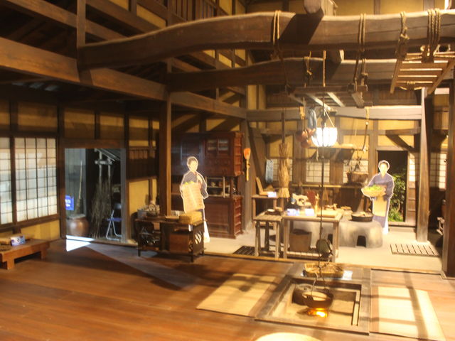 aƂ̃ZbgČĂ܂_ah VՂ [J̓h}