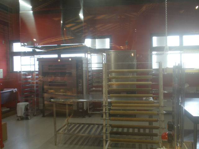 o[N[wƃ`[YH[L܂Bo[N[w̍H[͖KꂽғĂ܂łB_ASO MILK FACTORYi͂Ȉhj