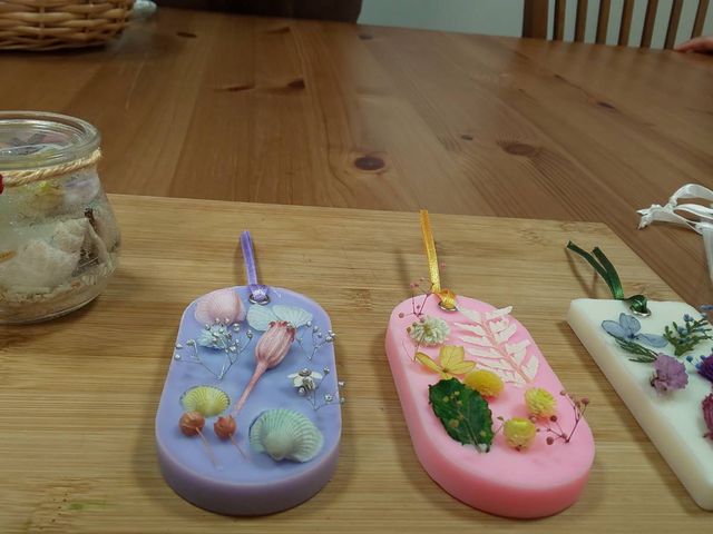 �ʐ^3_�A���}�G�ݓX�@�R���E�}���\��