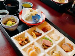 N}}􂳂̂났̐X@O[sAւ̓eʐ^2